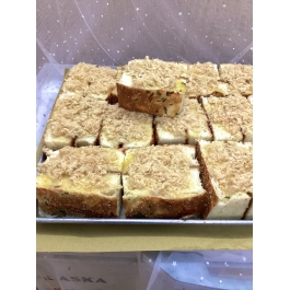 Bánh bông lan kẹp chà bông